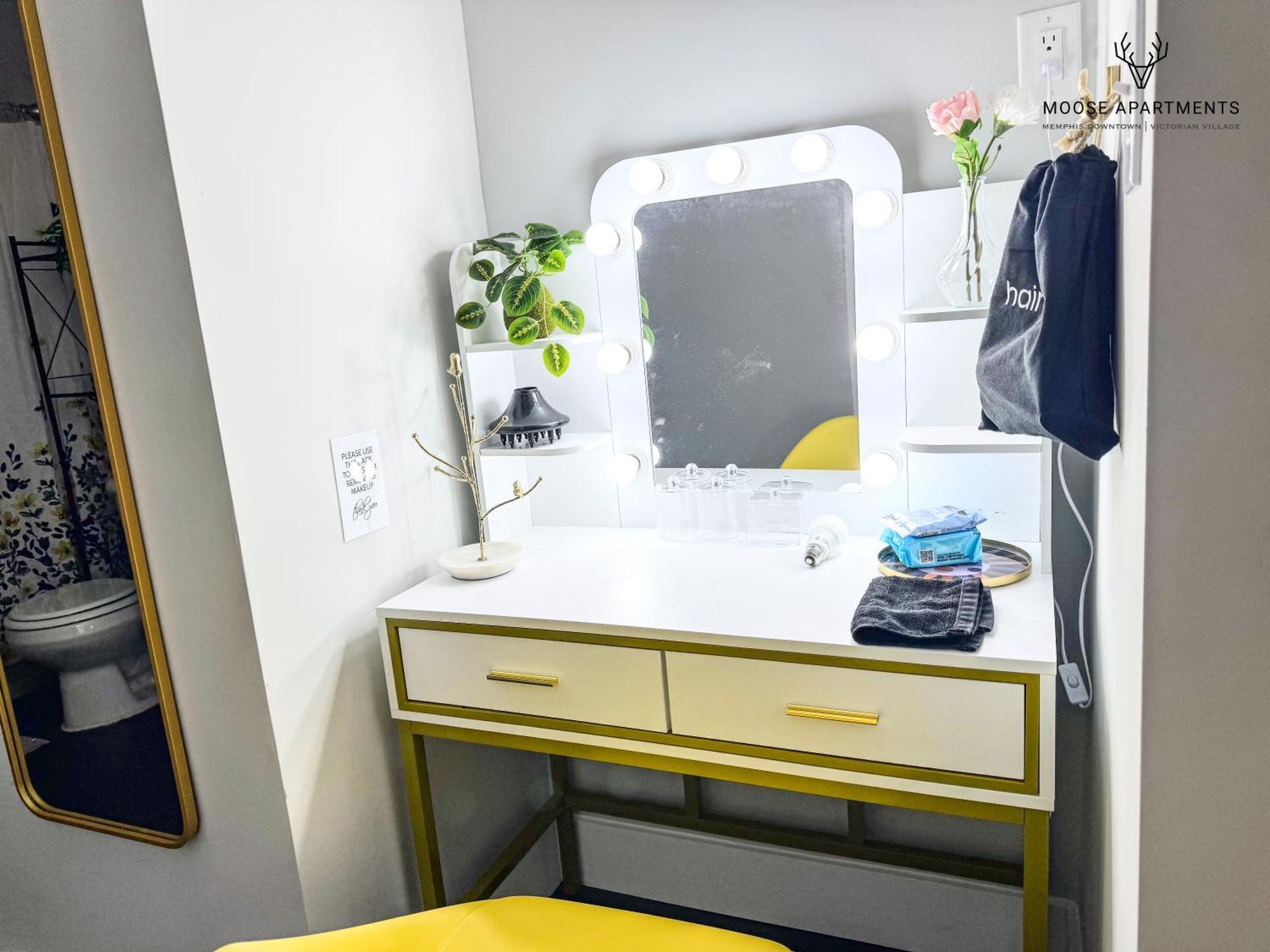 The Moose #12 - Brand New Modern Luxe Loft With Free Parking, King Bed & Fast Wifi Apartment Memphis Exterior photo